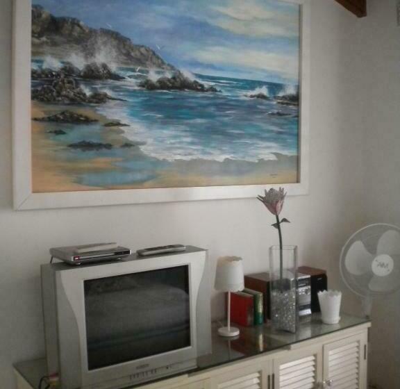 سوئیت 2 خوابه, 22 Julia B&b