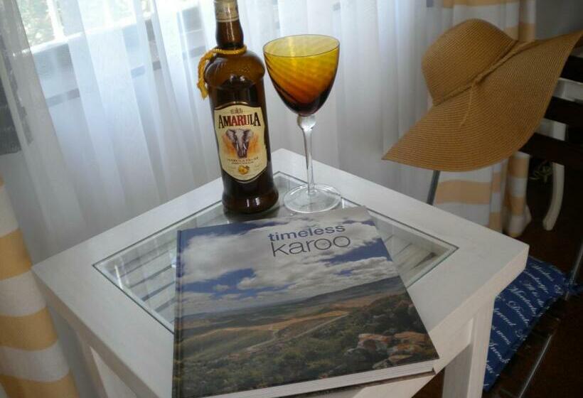 سوییت با چشم‌انداز دریا, 22 Julia B&b