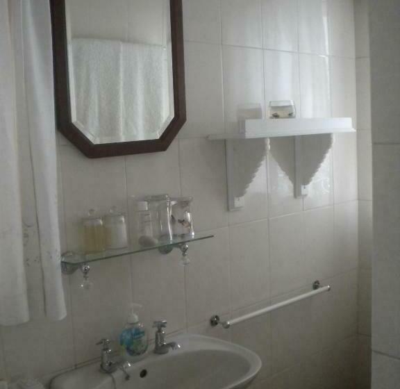 سوییت با چشم‌انداز دریا, 22 Julia B&b