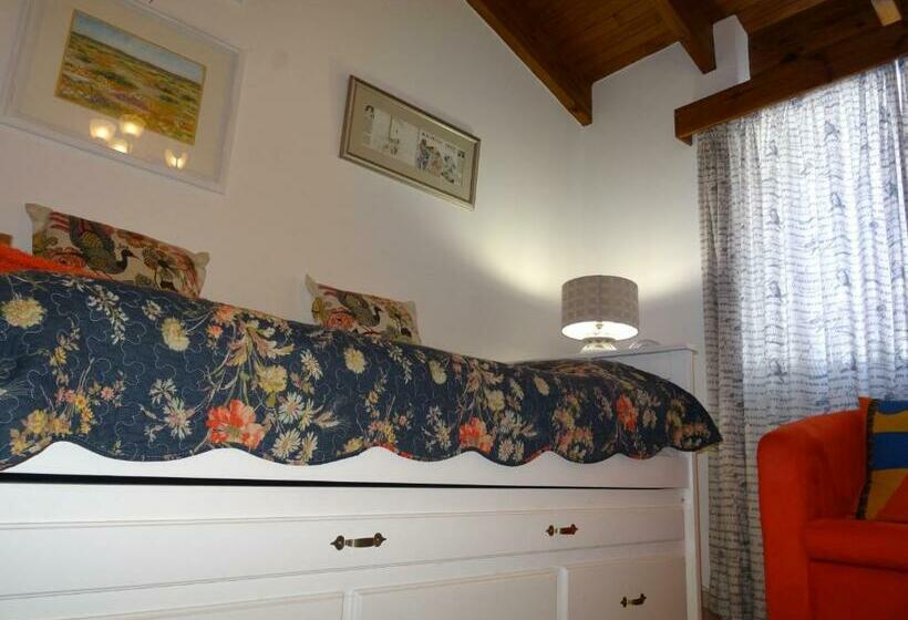 سوئیت 2 خوابه, 22 Julia B&b