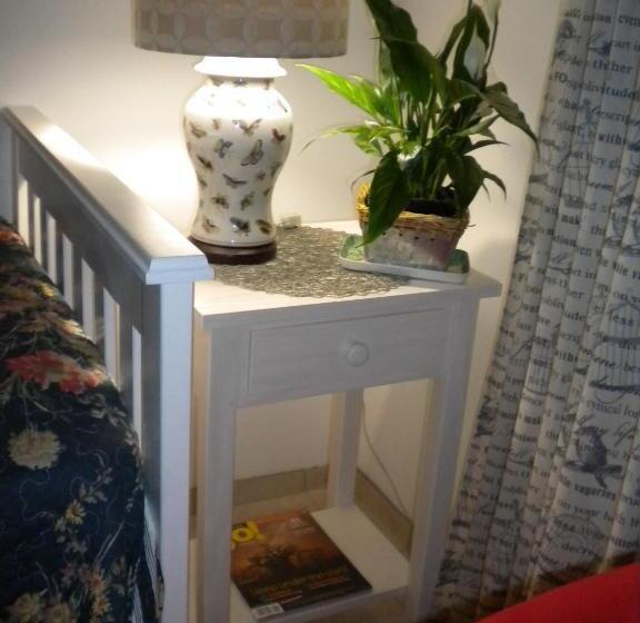 سوئیت 2 خوابه, 22 Julia B&b