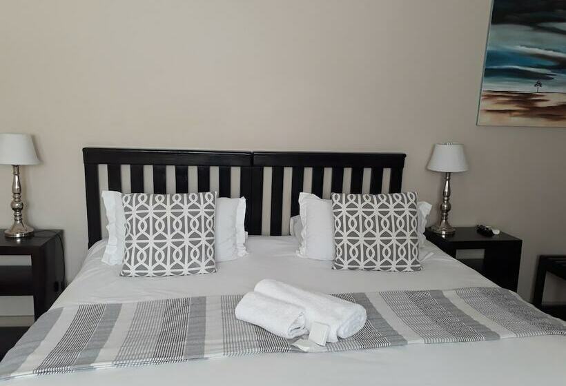 带大床的标准间, Absolute Cornwall Bed And Breakfast