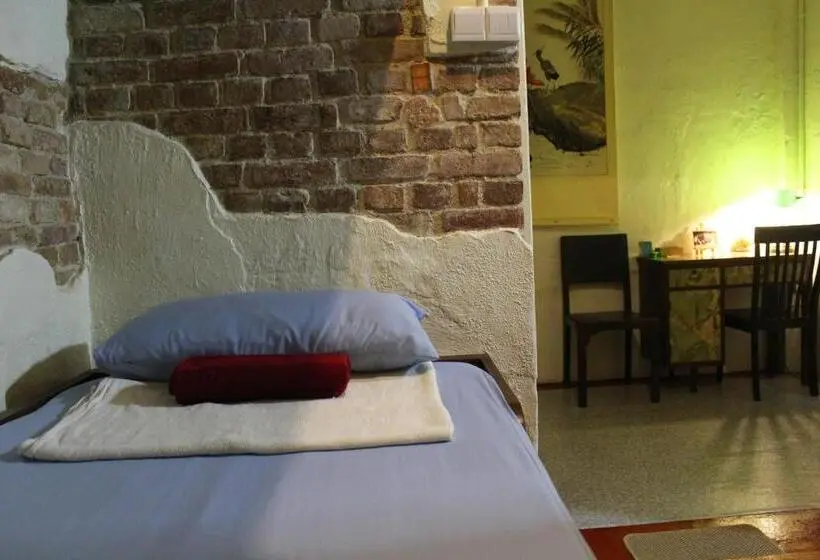 Standard Kolmen Hengen Huone Jaettu kylpyhuone, Sojourn Beds & Cafe   Hostel