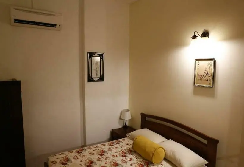 Standard-huone Jaettu Kylpyhuone, Sojourn Beds & Cafe   Hostel