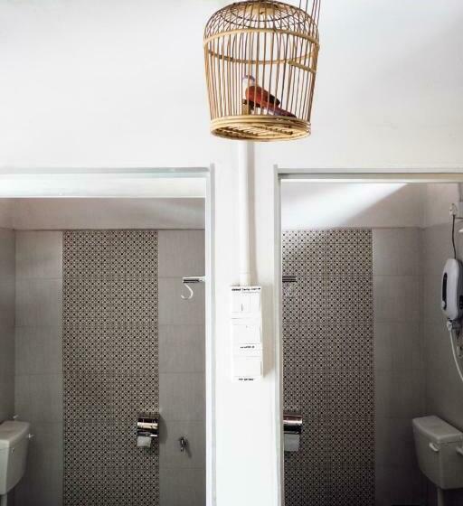 Quarto Estandar Banheiro Compartilhado, Sojourn Beds & Cafe   Hostel
