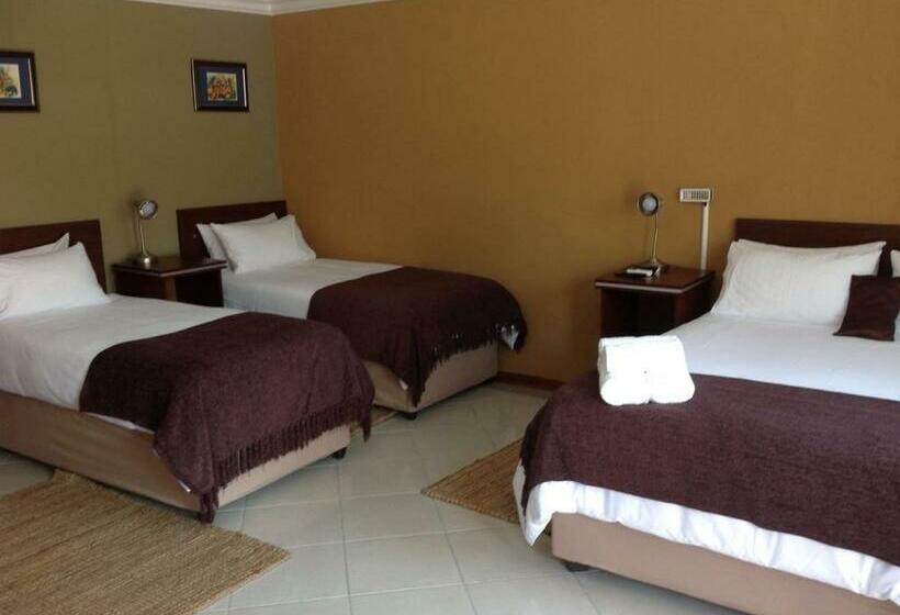 غرفة عائلية, Amigos Bed & Breakfast No Loadshedding