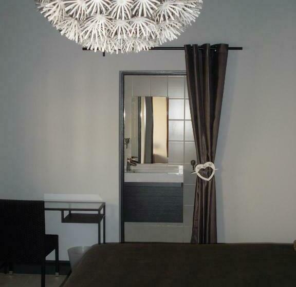 جناح, B&b Sauvignon Country Lodge