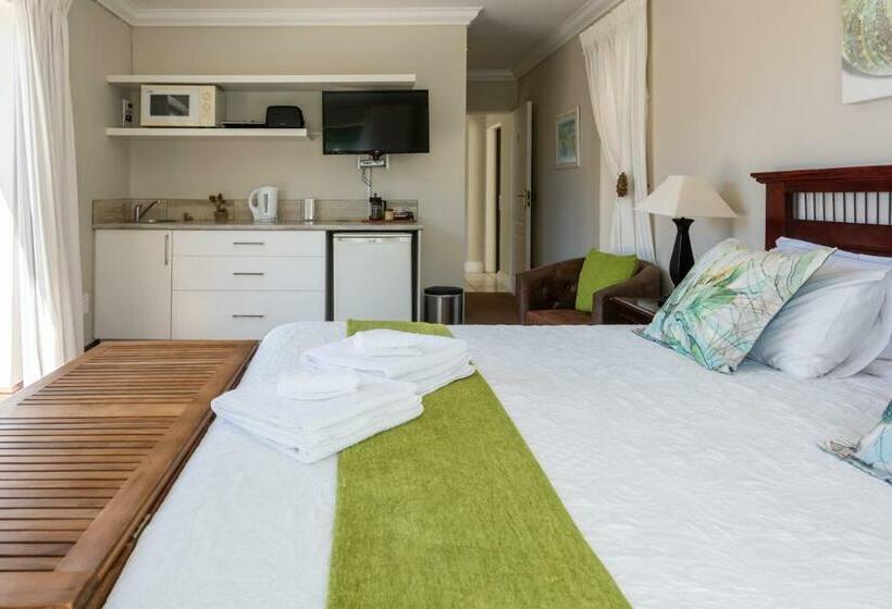 Люкс, 6 On Protea