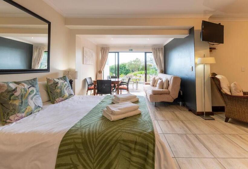 スイート(家族用), 6 On Protea