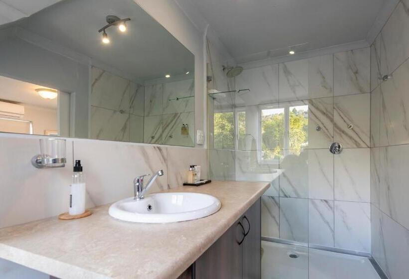 Апартаменты 1 Спальня, 6 On Protea