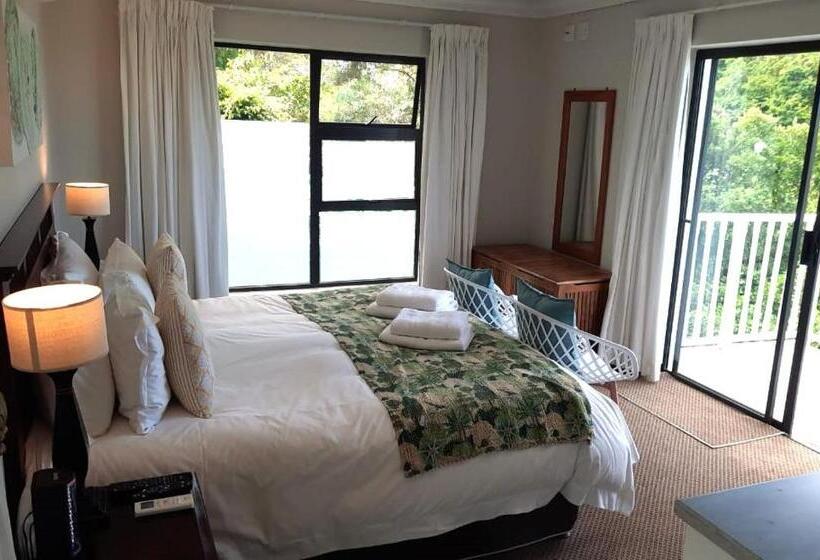 Люкс, 6 On Protea