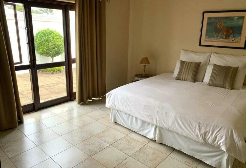 غرفة ديلوكس, Almost Heaven