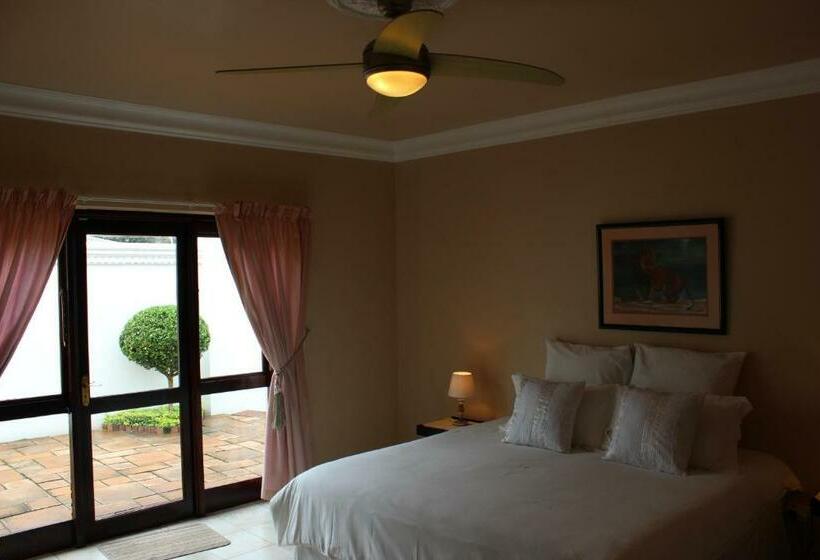 غرفة ديلوكس, Almost Heaven