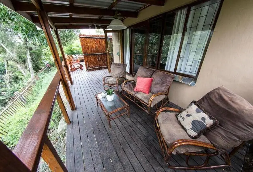 Standard-bungalow, Fish Eagle Manor