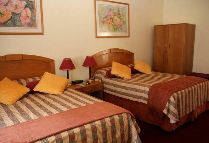 غرفة قياسية, Laings Lodge