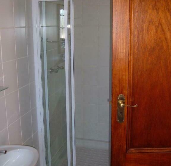 غرفة قياسية, Laings Lodge