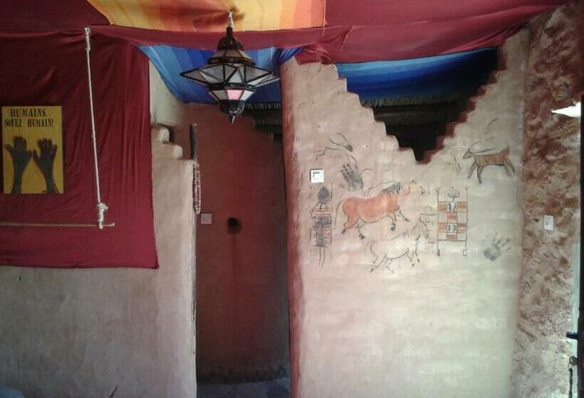 اتاق استاندارد سه نفره, Maison Boutchrafine