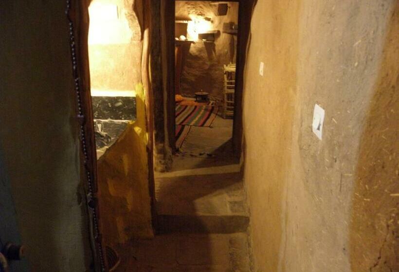 Pokój Czteroosobowy Standard, Maison Boutchrafine