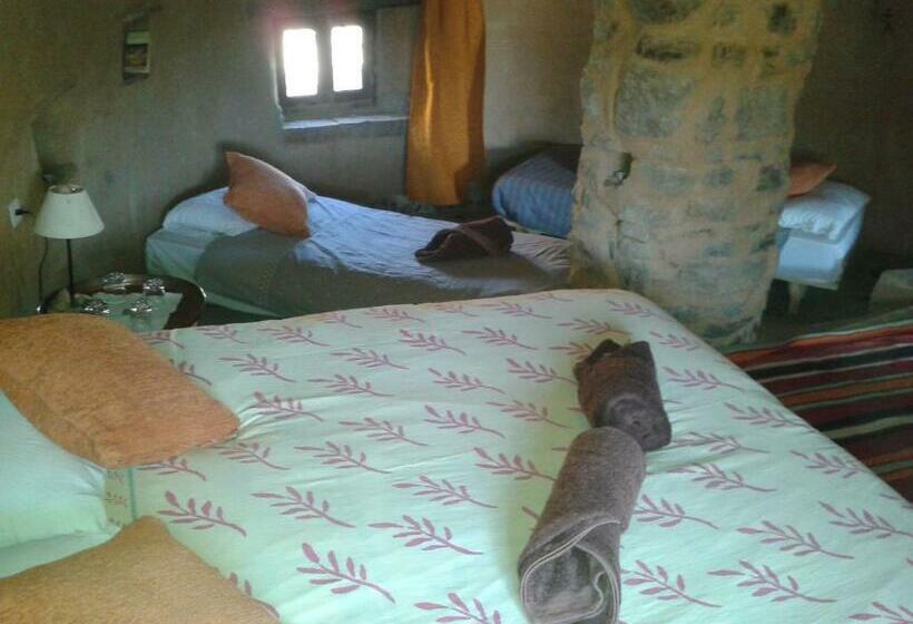 Pokój Czteroosobowy Standard, Maison Boutchrafine