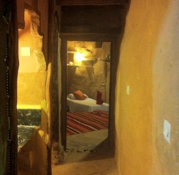 Pokój Czteroosobowy Standard, Maison Boutchrafine