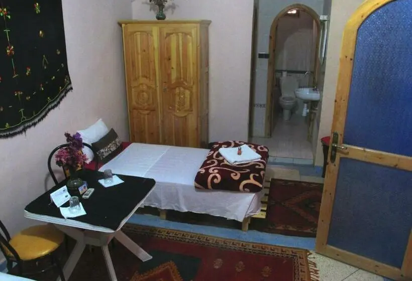 スタンダードトリプルルーム, Riad De Reve