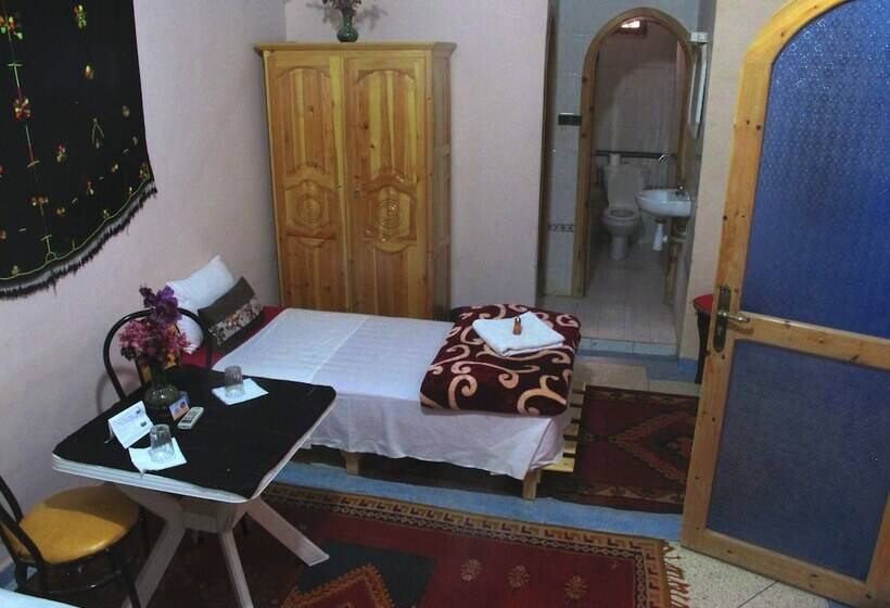 스탠다드 트리플 룸, Riad De Reve