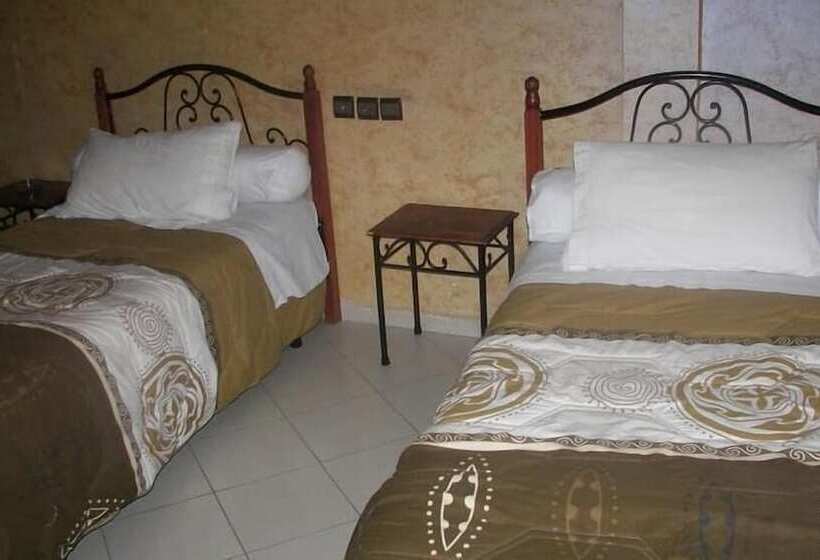 标准间, Bab Boujloud