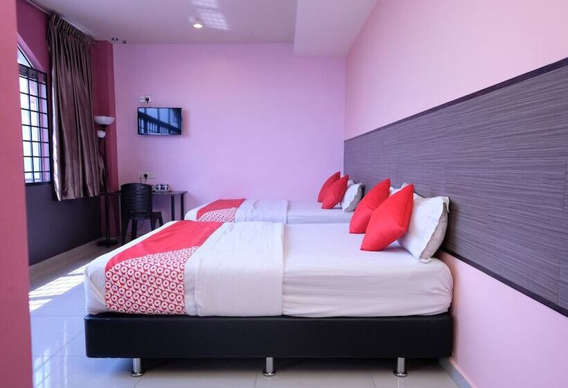 חדר משפחתי, De  Tees