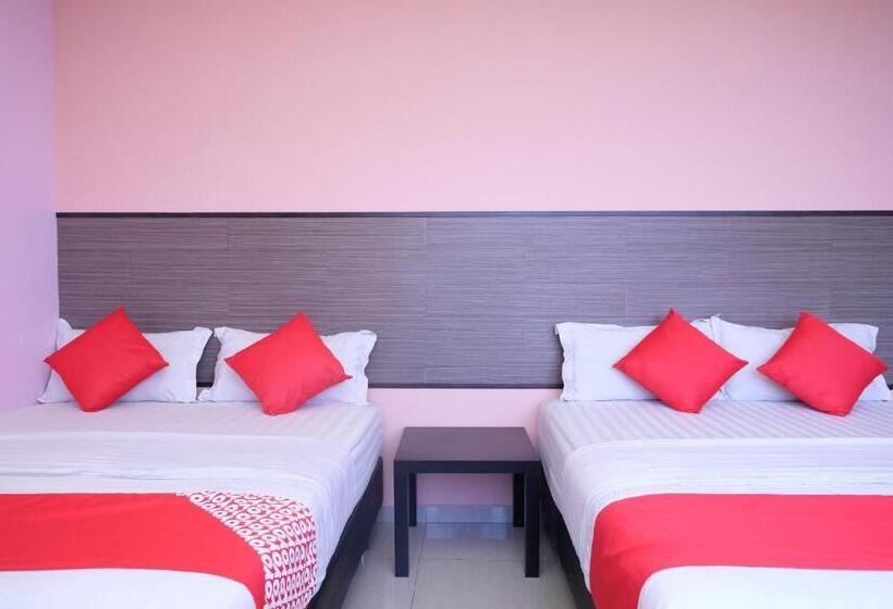 חדר משפחתי, De  Tees