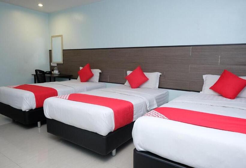 חדר סופריור לשלושה, De  Tees