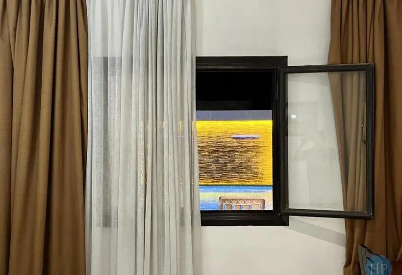 اتاق استاندارد چهار تخته, Hôtel Plaisance