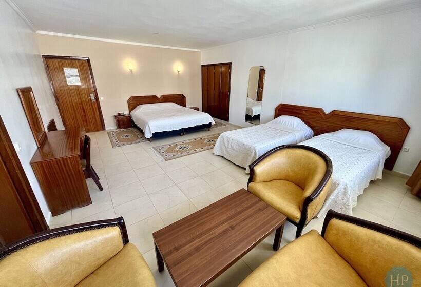 4인용 스탠다드 룸, Hôtel Plaisance