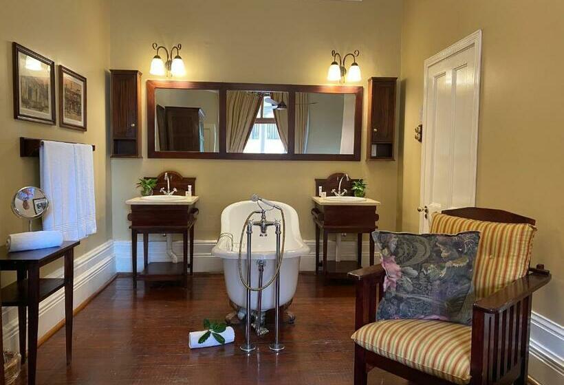 バルコニー付きデラックスルーム, Kimberley Club Guesthouse