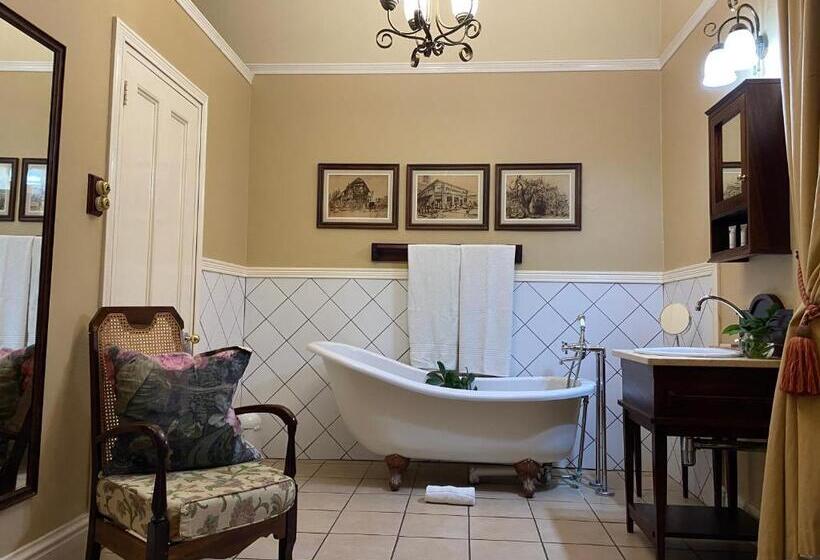 اتاق سوپریور, Kimberley Club Guesthouse