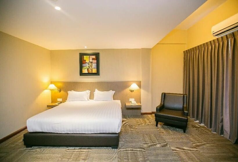 חדר דלוקס, Merdeka