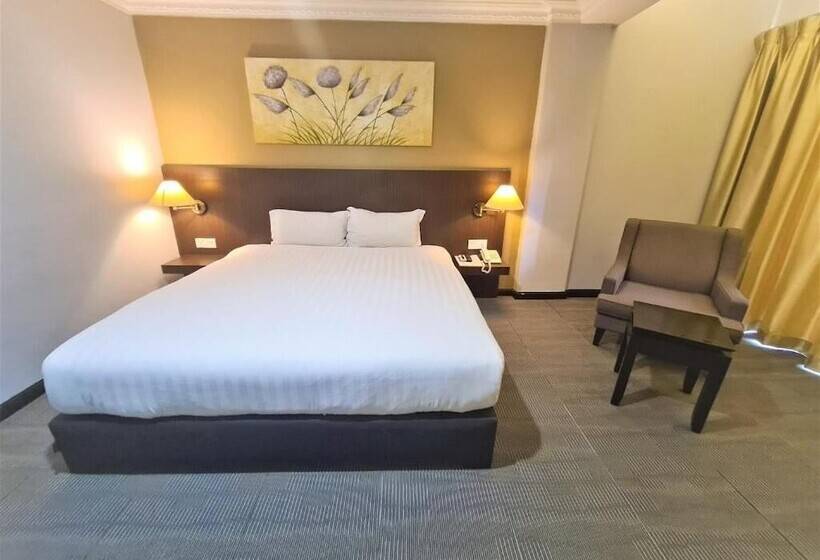 חדר דלוקס, Merdeka