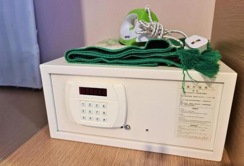 Президентский Люкс, Merdeka