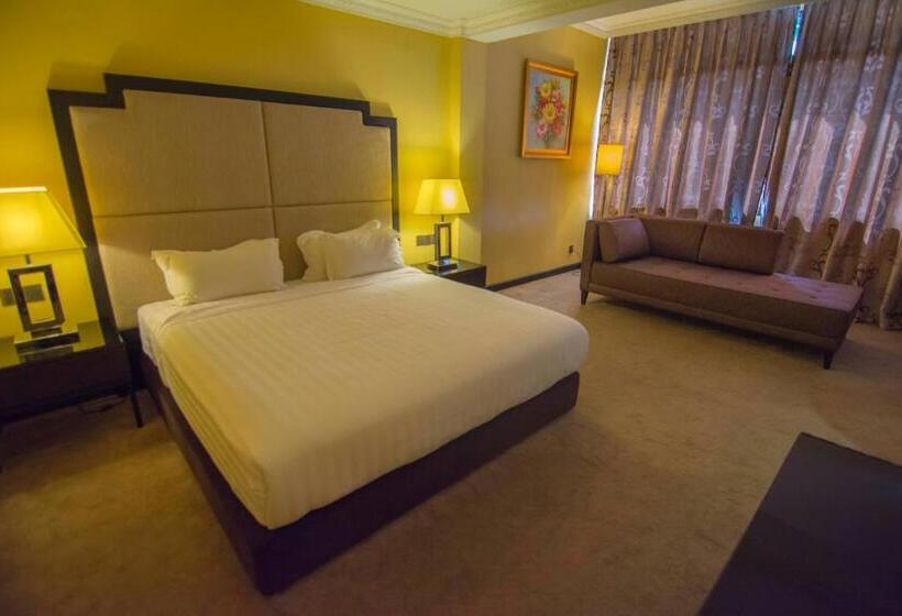 جناح بريميوم, Merdeka