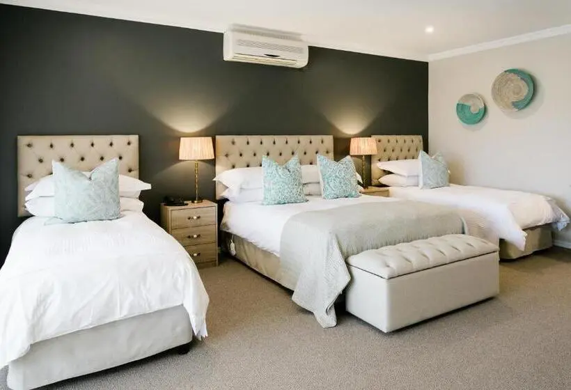 Perhehuone, Mont D Or Hotel Clarens