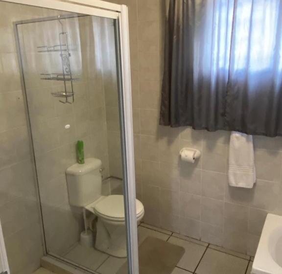 샬레, Mont D Or Hotel Clarens