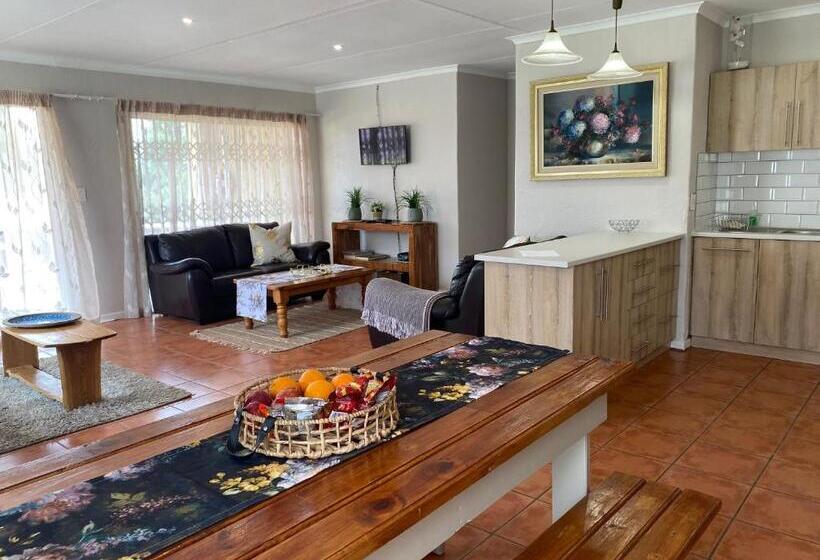 샬레, Mont D Or Hotel Clarens