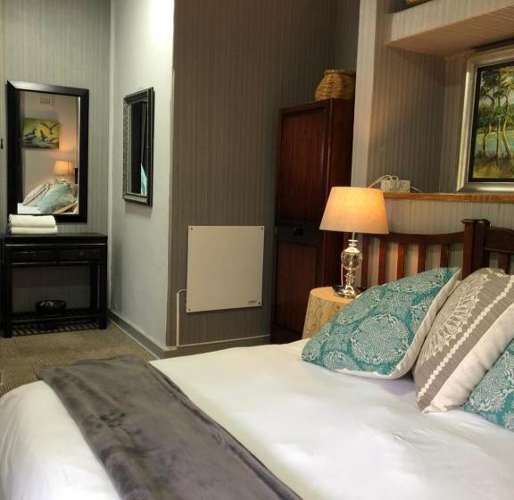 スタンダードルーム, Rabbit Hole