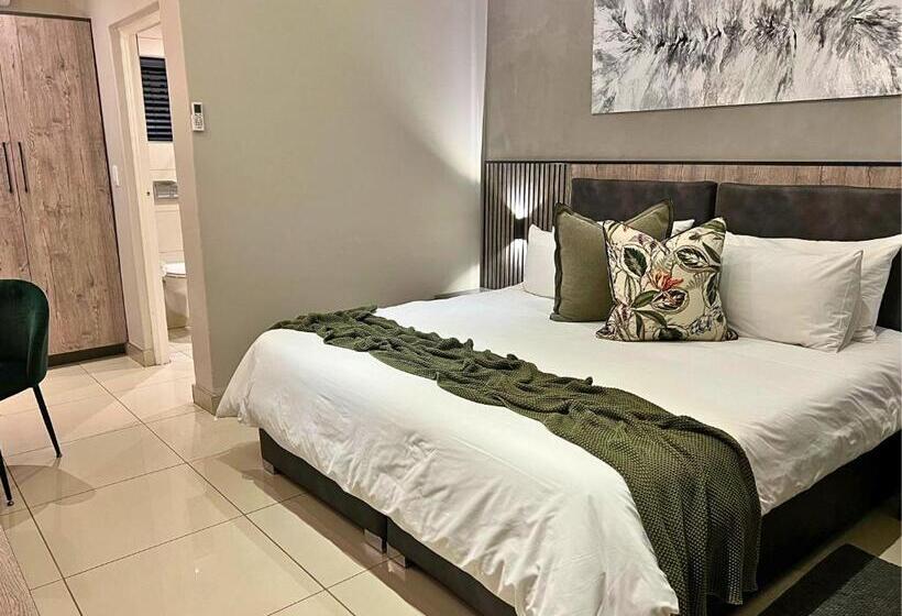 디럭스 룸, The Cycad Lodge & Chalets