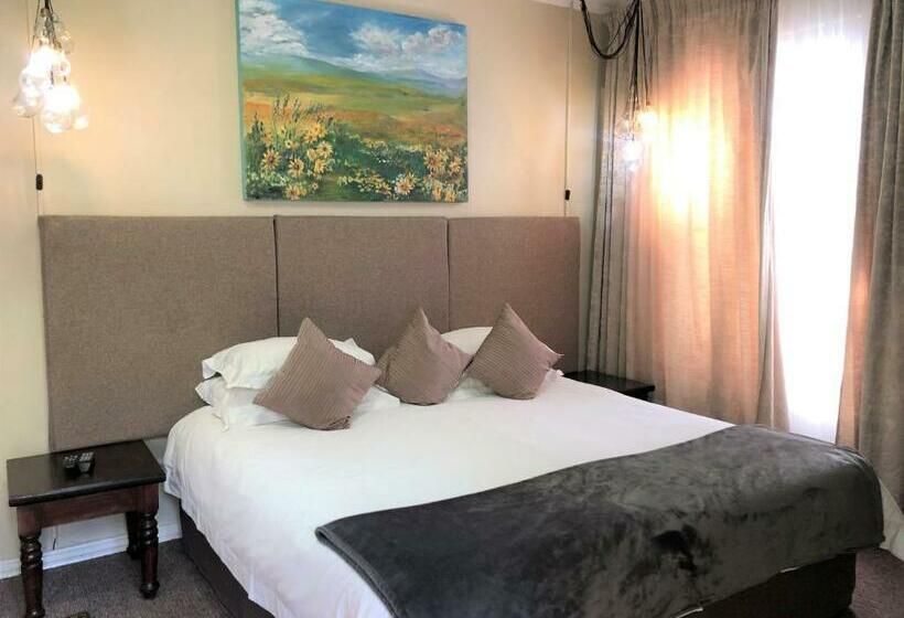 スタンダードルーム, Rabbit Hole