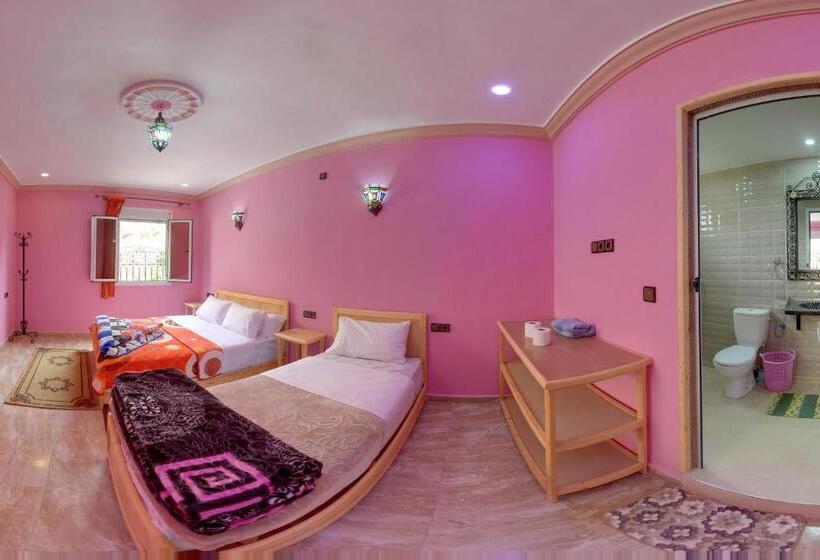 Трехместный Номер Стандарт Вид на Сад, De La Vallée