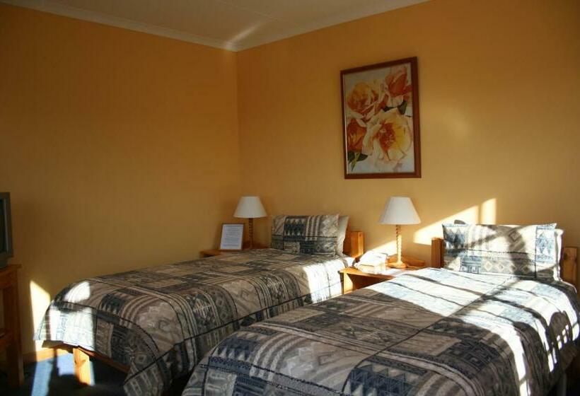 スタンダードルーム, The Manderson Hotel And Conference Centre