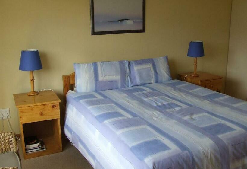 デラックスルーム, The Manderson Hotel And Conference Centre