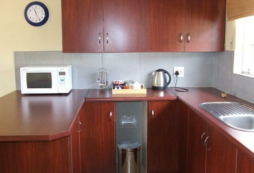 スイート, The Manderson Hotel And Conference Centre