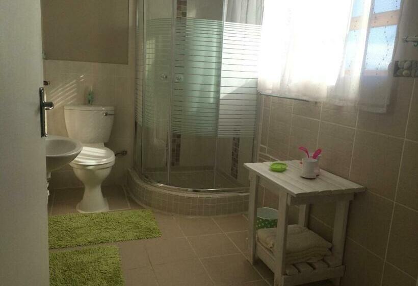 חדר סטנדרט חדר אמבטיה משותף, Tirzah S B&b And Self Catering