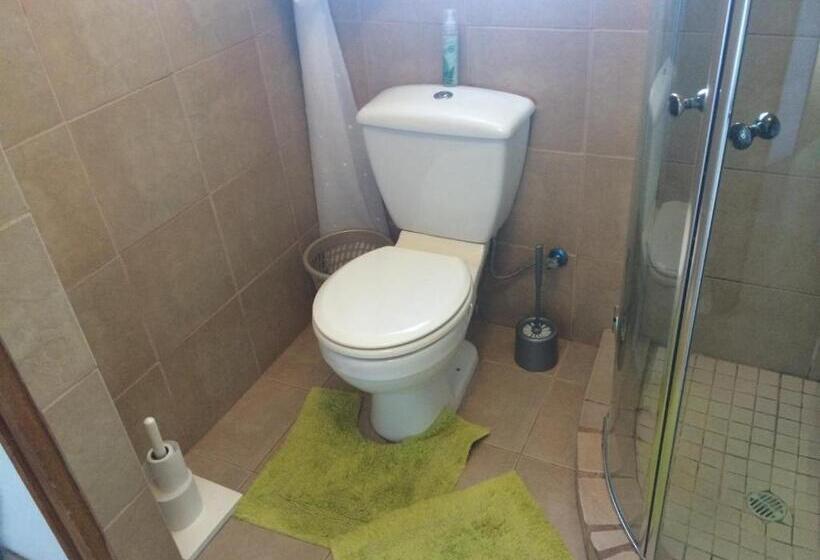 חדר סטנדרט חדר אמבטיה משותף, Tirzah S B&b And Self Catering